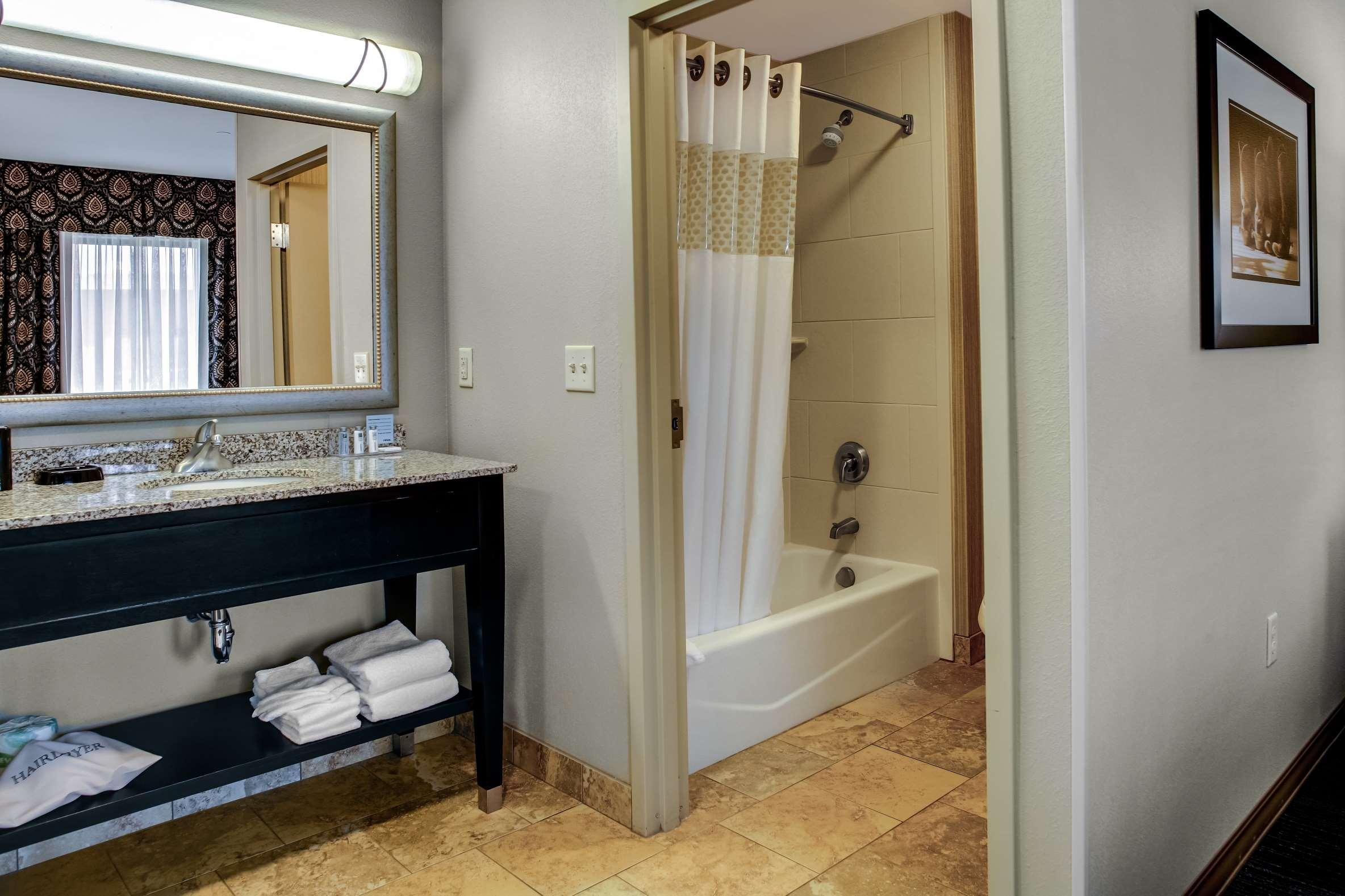 Hampton Inn & Suites Dodge City Boot Hill Casino Екстер'єр фото