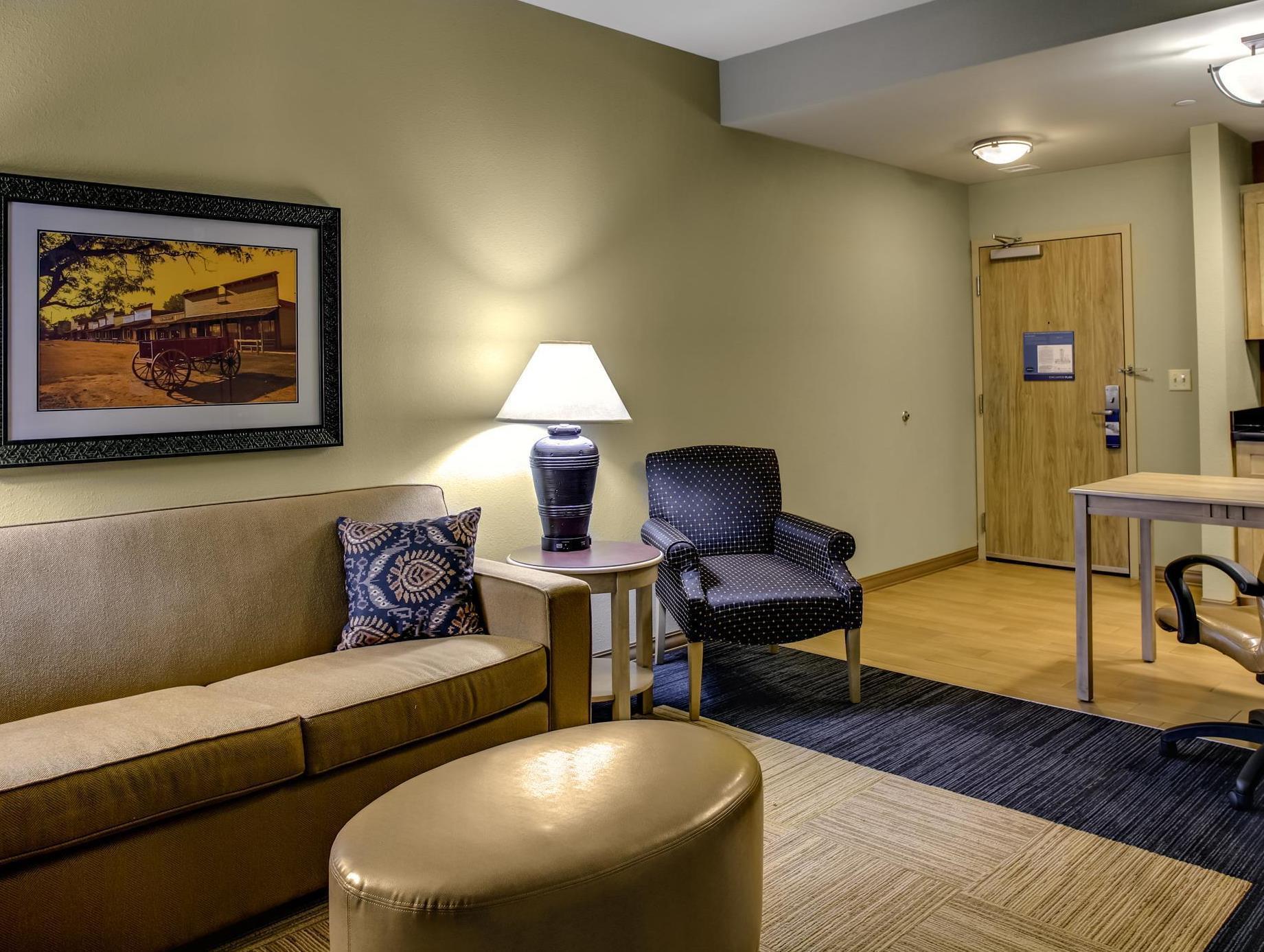 Hampton Inn & Suites Dodge City Boot Hill Casino Екстер'єр фото