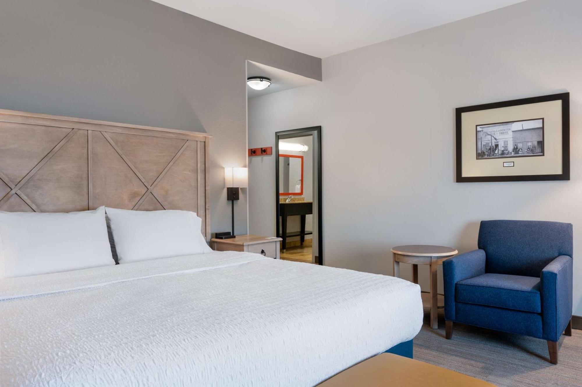 Hampton Inn & Suites Dodge City Boot Hill Casino Екстер'єр фото